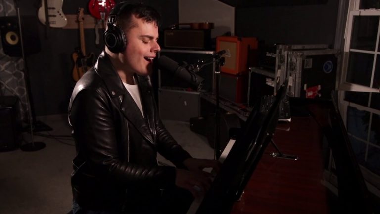 The Voice Of Freddie Mercury In “Bohemian Rhapsody” Astounds Again With Cover Of “Love of My Life”