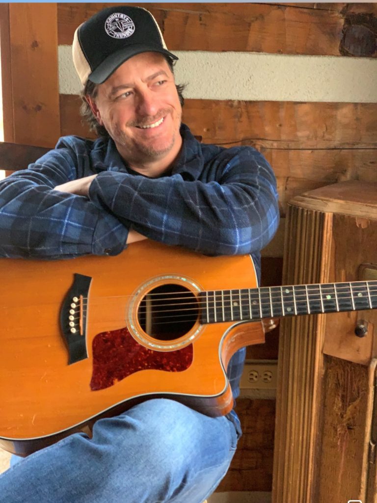 Gil Grand Launches Country Music Sight-Seeing, Sing-A-Long Tour Company