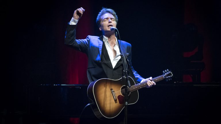 Photo Gallery:  Richard Marx at Niagara Falls’ Fallsview Casino