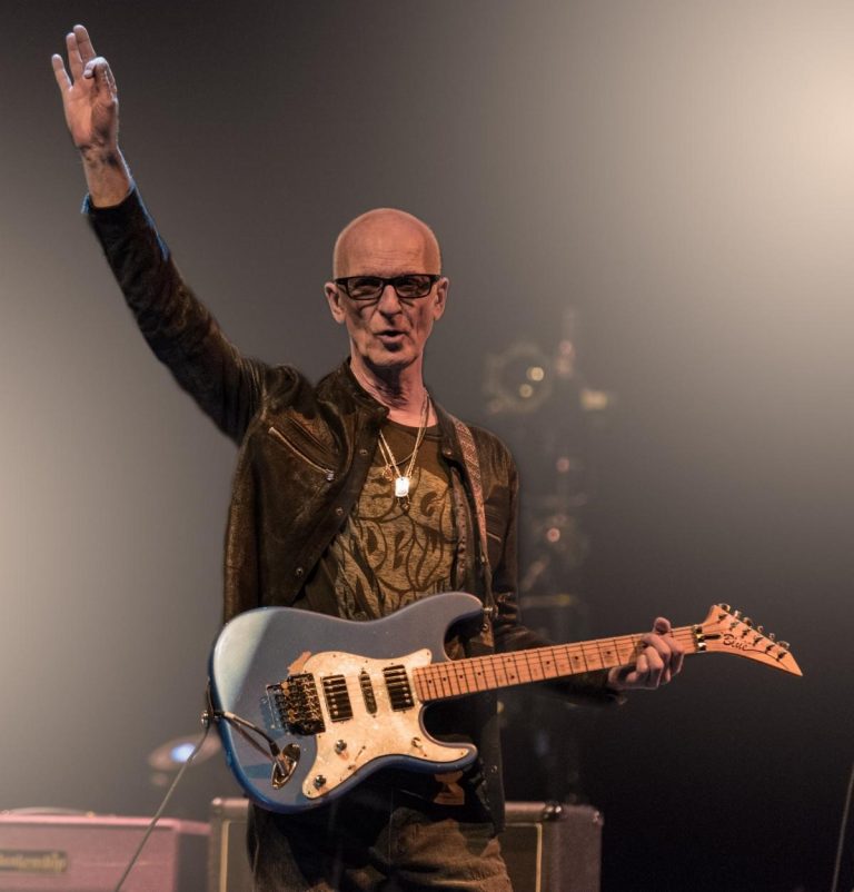 Kim Mitchell to be Inducted into Canadian Songwriters Hall of Fame