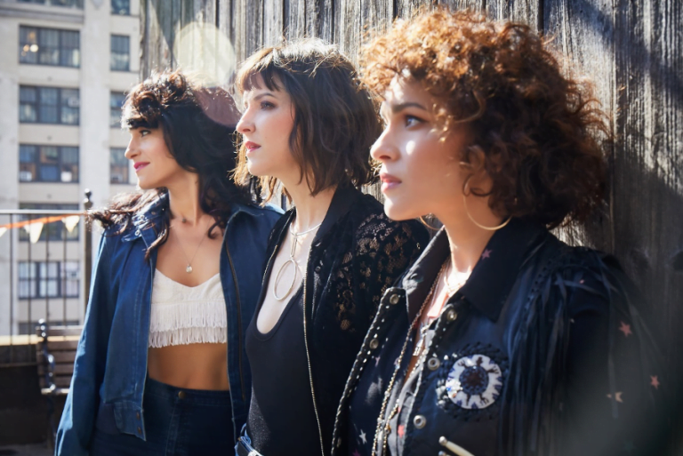 Puss N Boots – Norah Jones, Sasha Dobson, and Catherine Popper – Releases Official Video For “Sister”