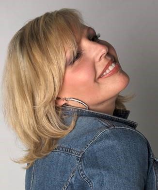 Canadian Jazz Artist Irene Atman Dedicates New Video “Because I’m A Woman” to International Women’s Day March 8