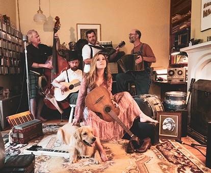 Award-Winning Singer/Songwriter JESSICA RHAYE & THE RAMSHACKLE PARADE Play First Live Show Since COVID-19 – Sept 26 Capitol Theatre