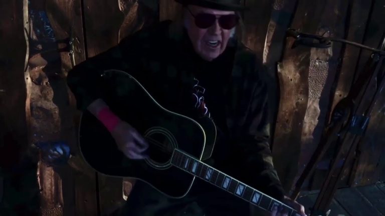 Neil Young Releases Video For “Lookin’ For A Leader 2020”