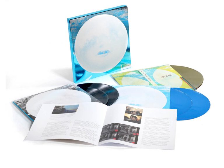 Wilco’s ‘Summerteeth’ Gets Deluxe Treatment Featuring Unreleased Studio Recordings, And Rare 1999 Concert