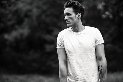 Nashville’s BEN DE LA COUR Releases Latest Americanoir Album ‘Shadow Land’ – Available Now