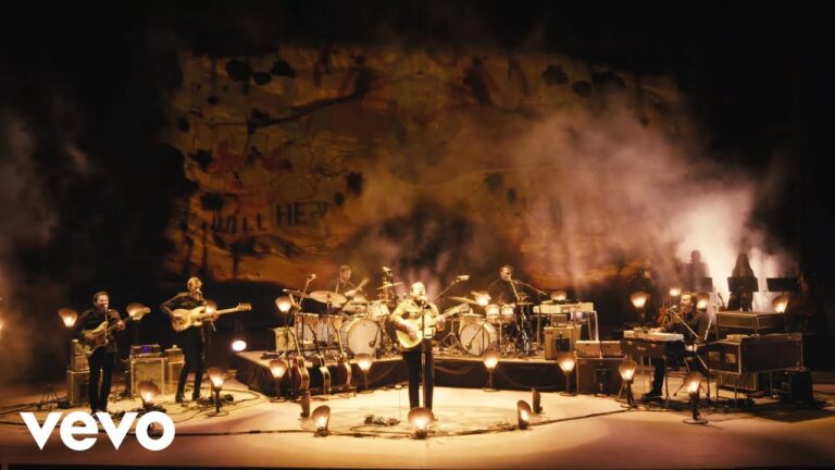 Nathaniel Rateliff’s Live Album “Red Rocks 2020” Out July 16 On Stax Records