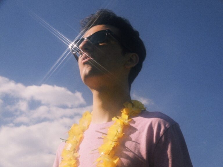 Singer/Songwriter Ethan Flynn is President of The Pumpkin Club with Sophomore Release