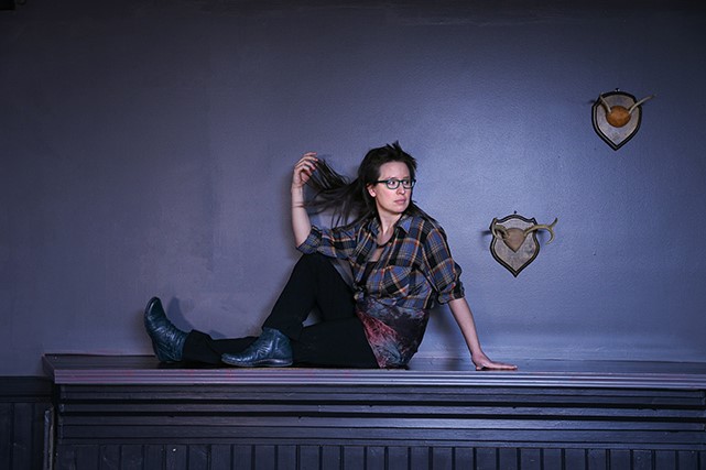 Yellowknife’s Award-Winning Singer/Songwriter CARMEN BRADEN Releases “Kick Kick” Ahead Of New Album