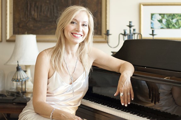 Laura Fernandez, Glenn Crosse & George Koller Come Together in Magical New Single, “Fotografia”