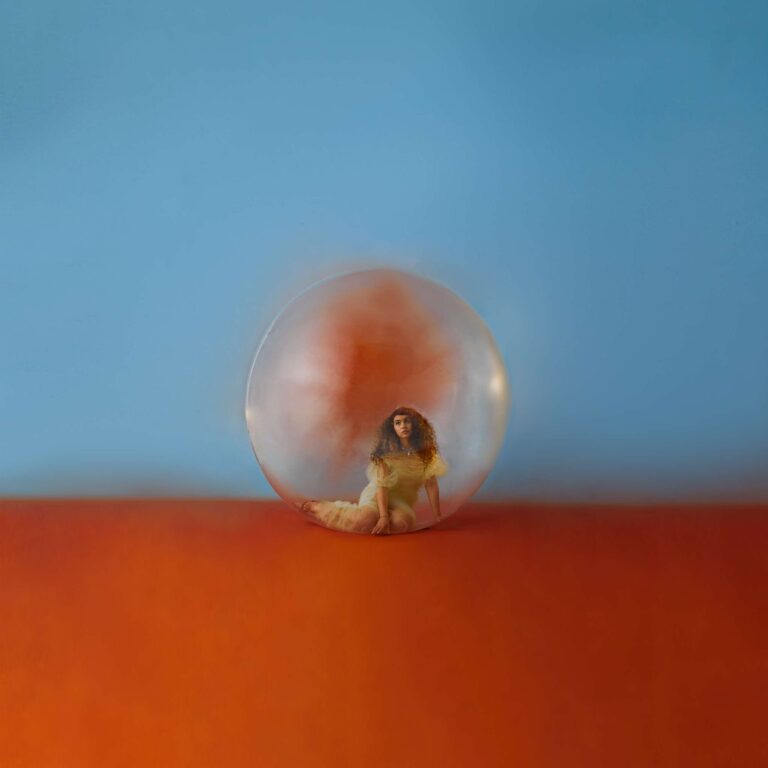 Alessia Cara Announces Upcoming Third Studio Album, “In The Meantime”, Out September 24