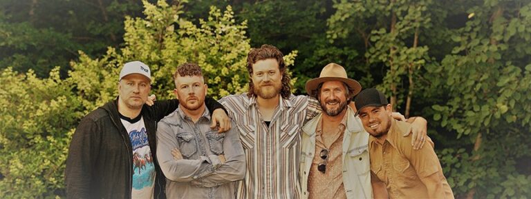 Hot Mondy Enlists Acclaimed Talents to Feature on Vagabond-Inspired “Desert Moonlight”