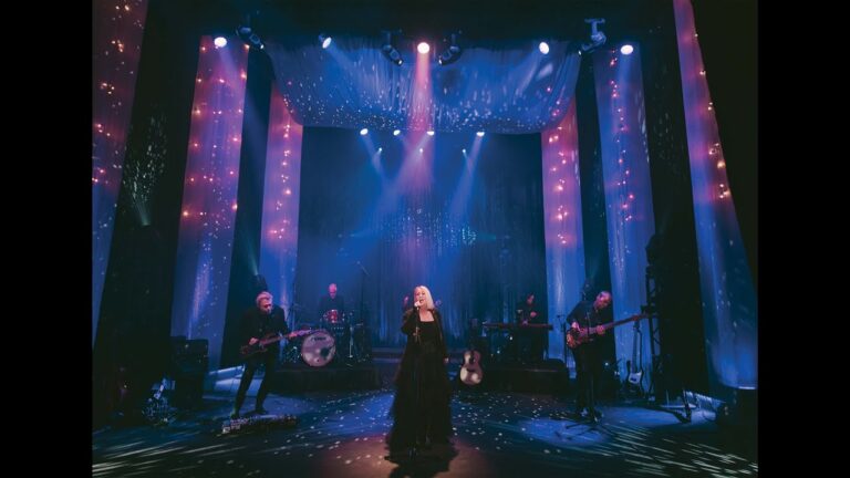 Jann Arden Announces Jann Arden On Stage! – A Live Album, Out October 22