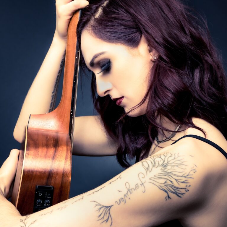 Canadian Singer/Songwriter Frances Hope Sings Of The Push & Pull Of Toxic Love With “Stay”