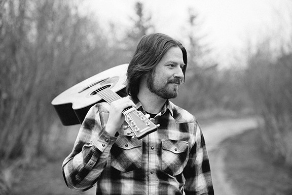 Folk-Roots Rocker Matt Zaddy Appreciates “A Dear Friend” with Release of New Single