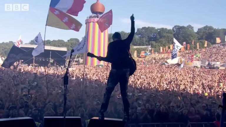 Jack White Performs ‘Seven Nation Army’ At Glastonbury 2022