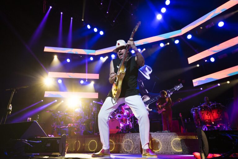 Photo Gallery: Santana with Earth Wind and Fire at Toronto’s Budweiser Stage