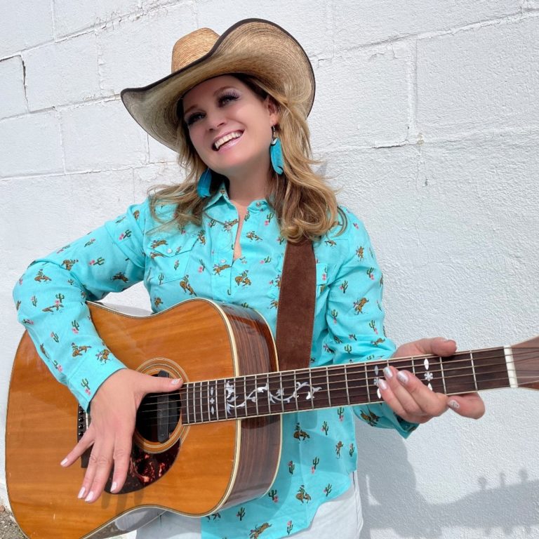 Calgary Country Star KIM THOMPSON Says ‘HEY COWBOY’ With New Single