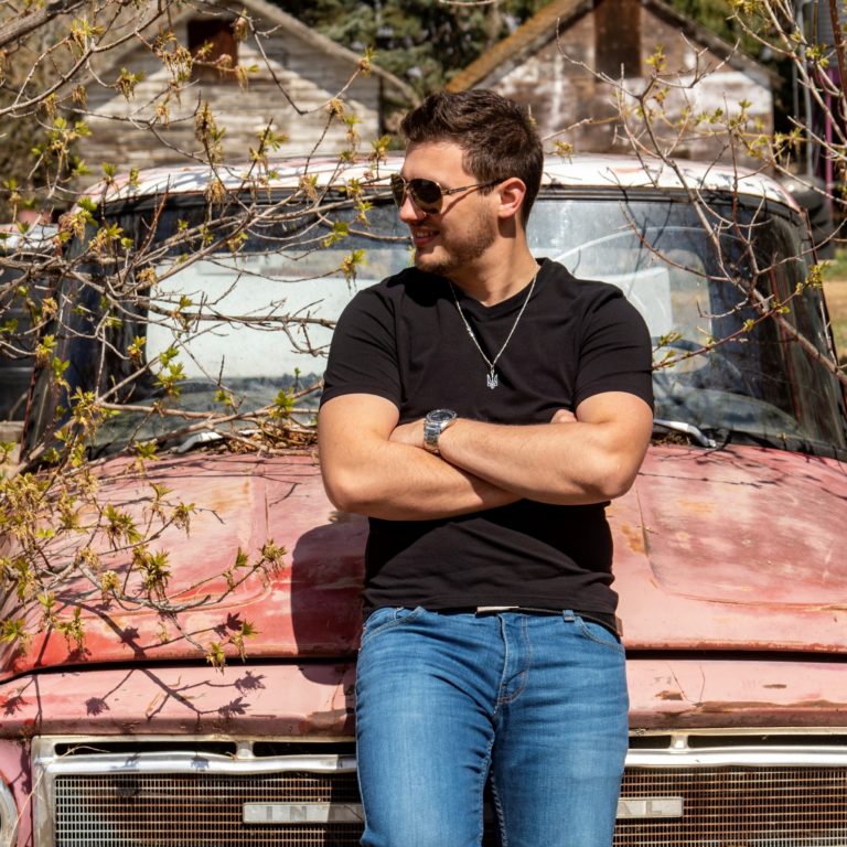 Camrose Country Singer Travis Dolter Releases ABBA Tribute In “Does Your Mother Know” And Announces 2022/2023 Concerts