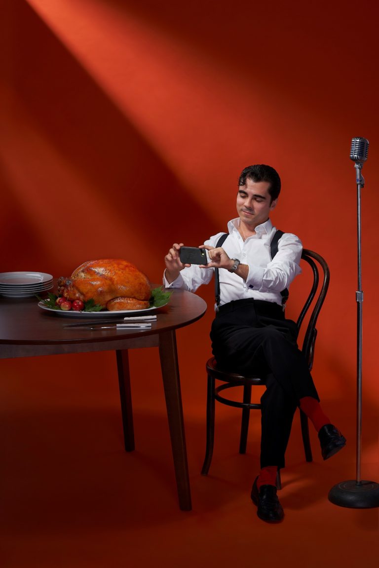 Toronto Jazz Singer ALEX BIRD Swings into the Season with Canada’s First Great Thanksgiving Song