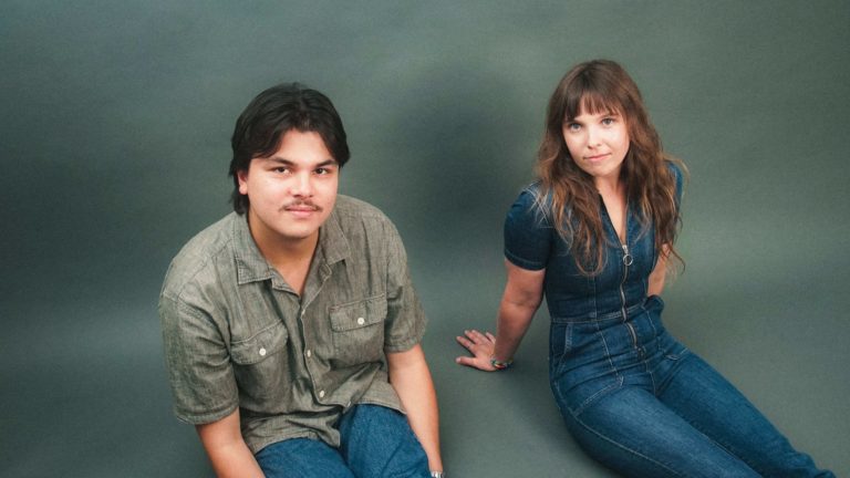 Robinson Kirby Releases Fresh Folk Ode To Blossoming Relationships In “Secret Lover”