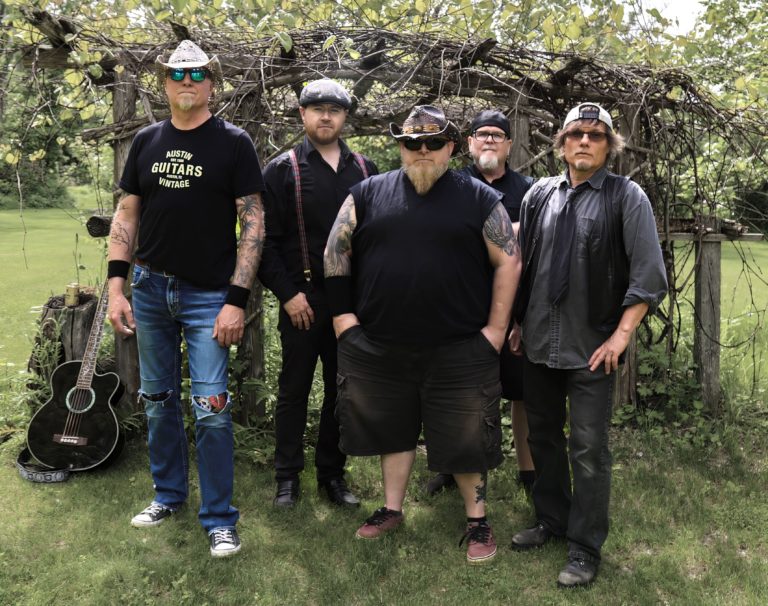 EVIL CREEK Releases “Lovely” From New ‘Away From The Sun’ EP