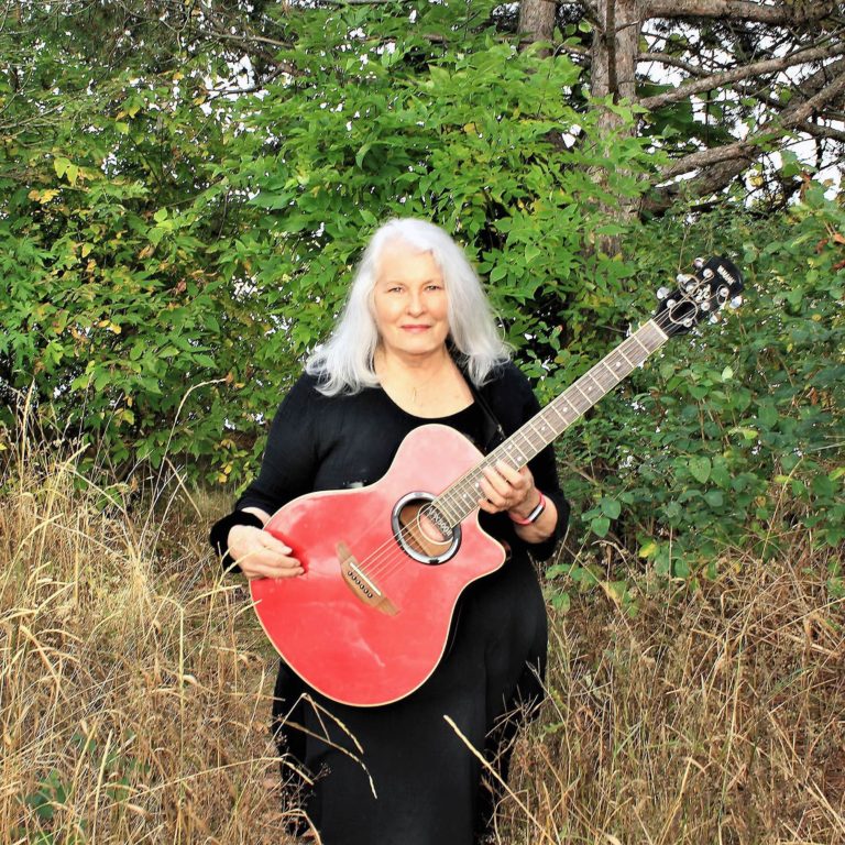 Iconic Canadian Singer/Songwriter Lisa Hartt Releases Heartwrenching “Don’t Tell Me How I Feel” Ahead Of ‘Arrival’ EP