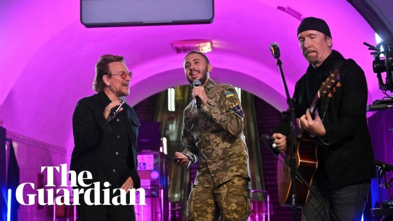 U2’s Bono and the Edge give surprise concert in Kyiv metro