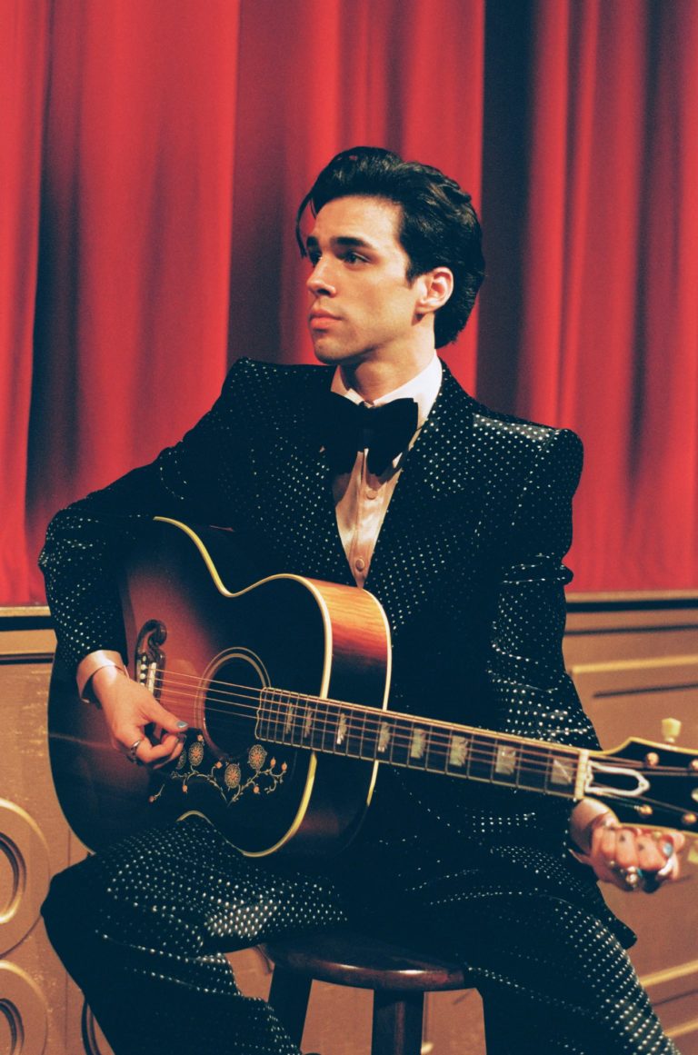 Breakout Singer & Songwriter Stephen Sanchez Announces North American Tour