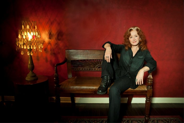 Bonnie Raitt Adds More 2023 Concerts To ‘Just Like That…’ Tour