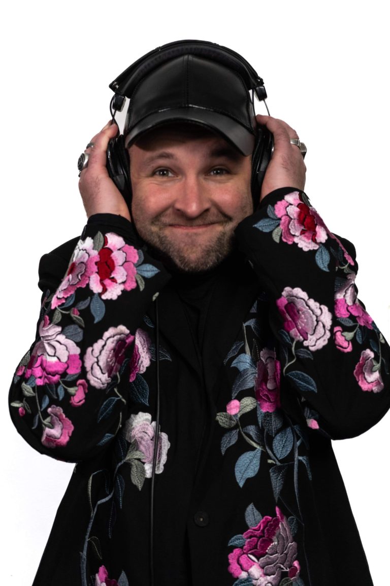 Singer-Songwriter And Activist Danny Lamb Is On A Mission To Make The World A Better Place In “Unique 2 Yourself”