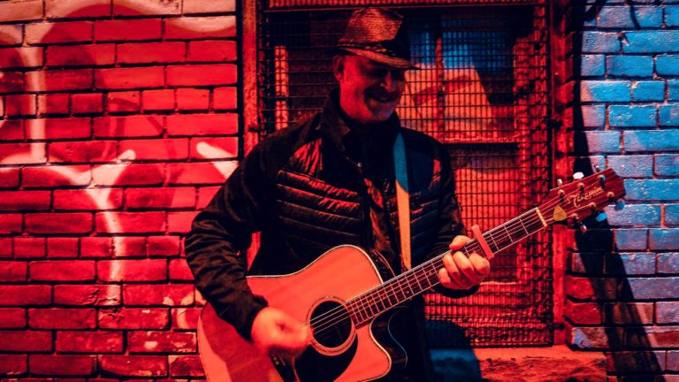 Toronto-Based Psychedelic Folk Rocker Gary Edward Allen Reflects on Faith in Confusing Times in “Understood”