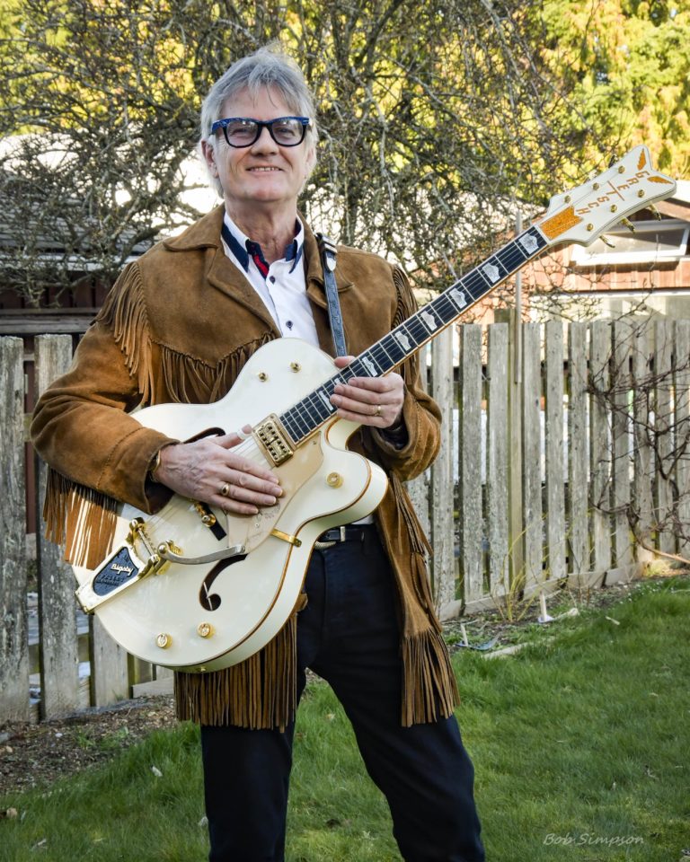 Singer-Songwriter Glen Foster Captures The Ease And Breeze Of  Perfect Summer On ’60s-Tinged “Different Highway”