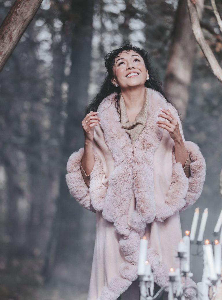 Harriet Chung Enchants Audiences With Her Celestial Single ‘As Each Day Goes By’