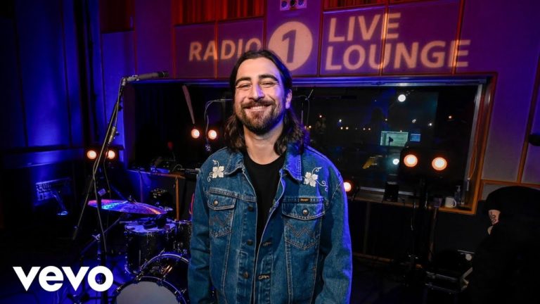 Noah Kahan Covers Olivia Rodrigo’s “lacy” In The BBC Live Lounge
