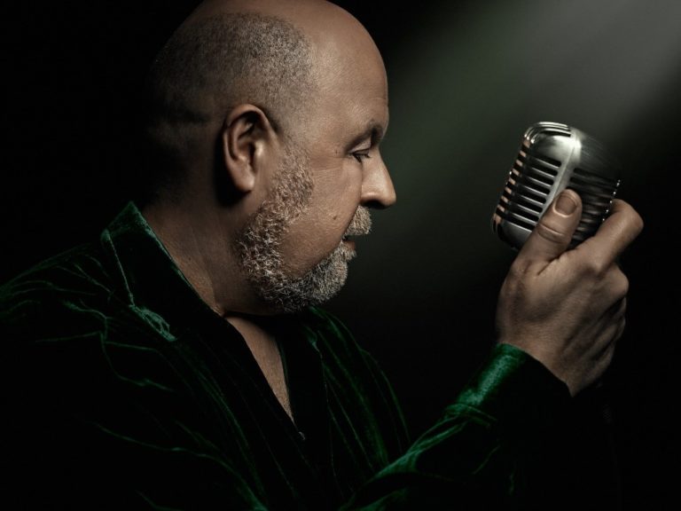 After Fan Requests, Canadian Singer-Songwriter Ron Kalmakoff Releases His First Holiday Single “Christmas Once Again”