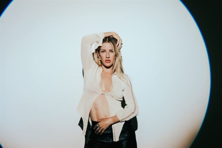 Ellie Goulding Receives The Perfect World Foundation’s Honorary Conservation Award