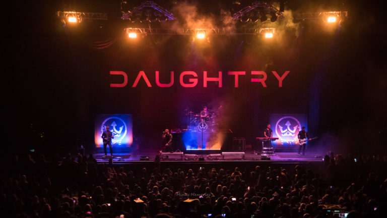 Photo Gallery: Breaking Benjamin with Daughtry and Catch Your Breath at Niagara Falls’ OLG Stage