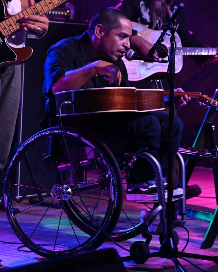 Mesa, AZ Musician Defies Odds: Gene Moran Shares the Heartfelt Story Behind “Dead Man’s Guitar”