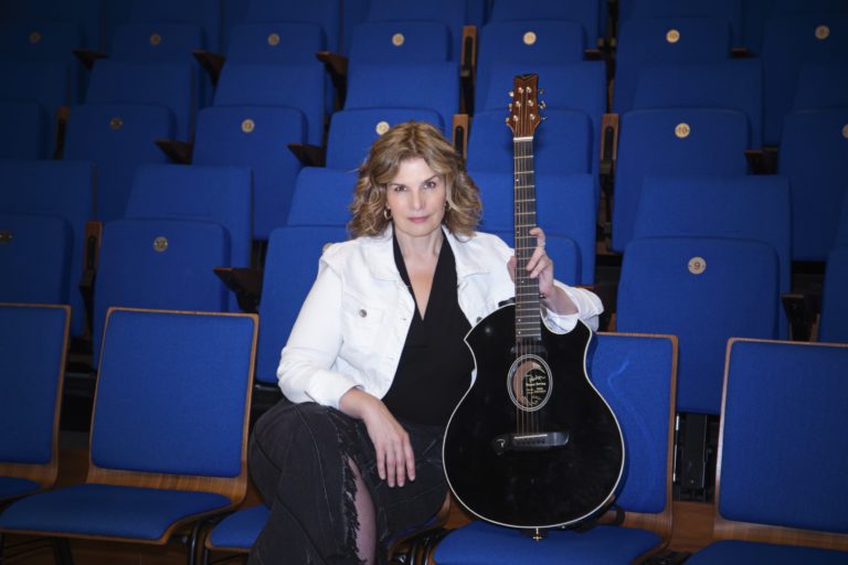 Canadian Best-Selling Author Jennifer Buchanan Leads Online Seminars Trumpeting The Healing Power Of Music