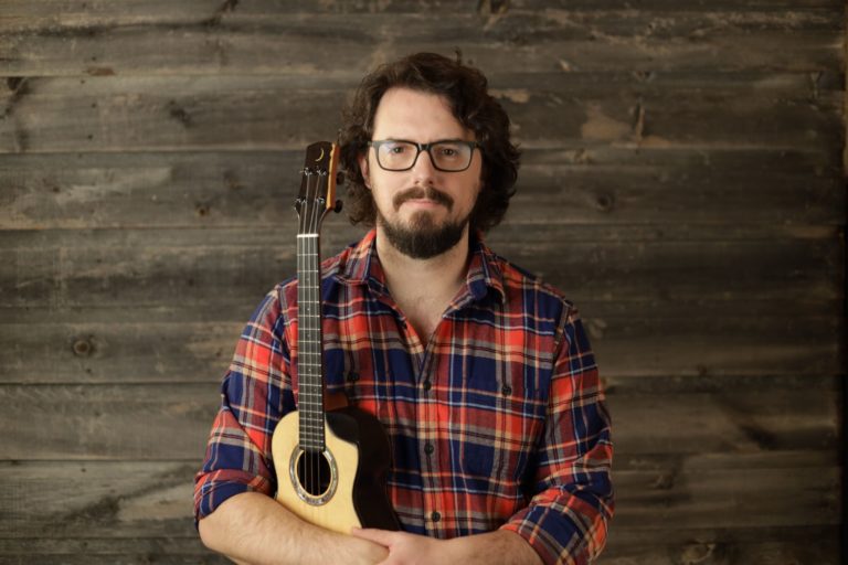 Friendly “Fire”: Uke Master James Hill Draws On The Passion Of The Multitudes