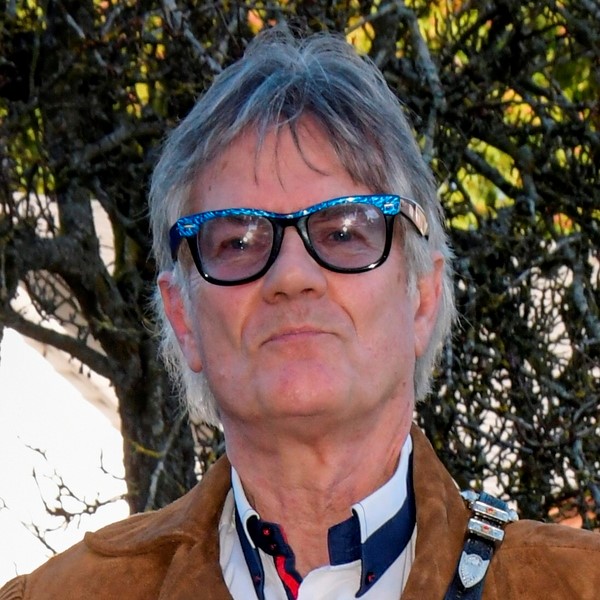 Country Blues Guitarist GLEN FOSTER Releases “White Funeral” From ‘Unnatural Tendencies’ Album