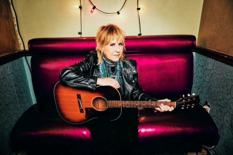 Canadian Roots Icon Lori Yates Bids Farewell to Grief with Heartfelt New Single “3 Sisters”