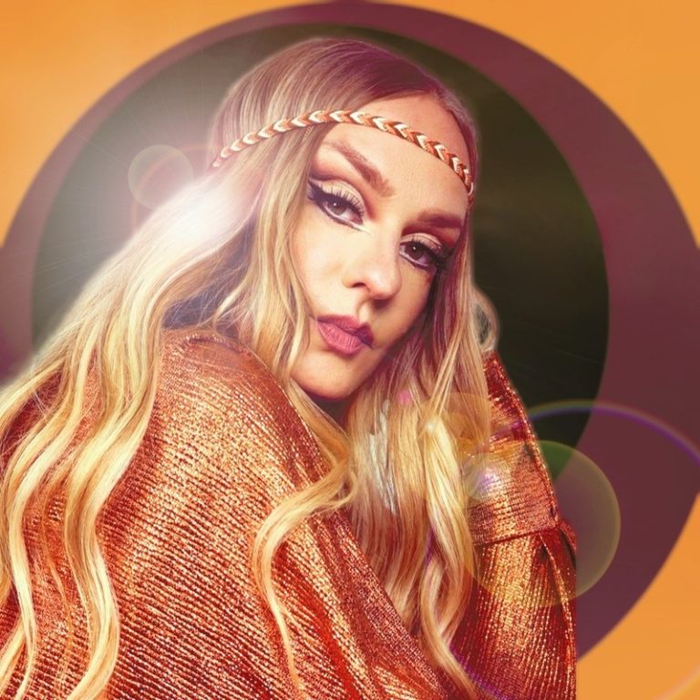 Indie Groover DARLING NIKKI Pays Homage to Elvis and Prince with Debut Single