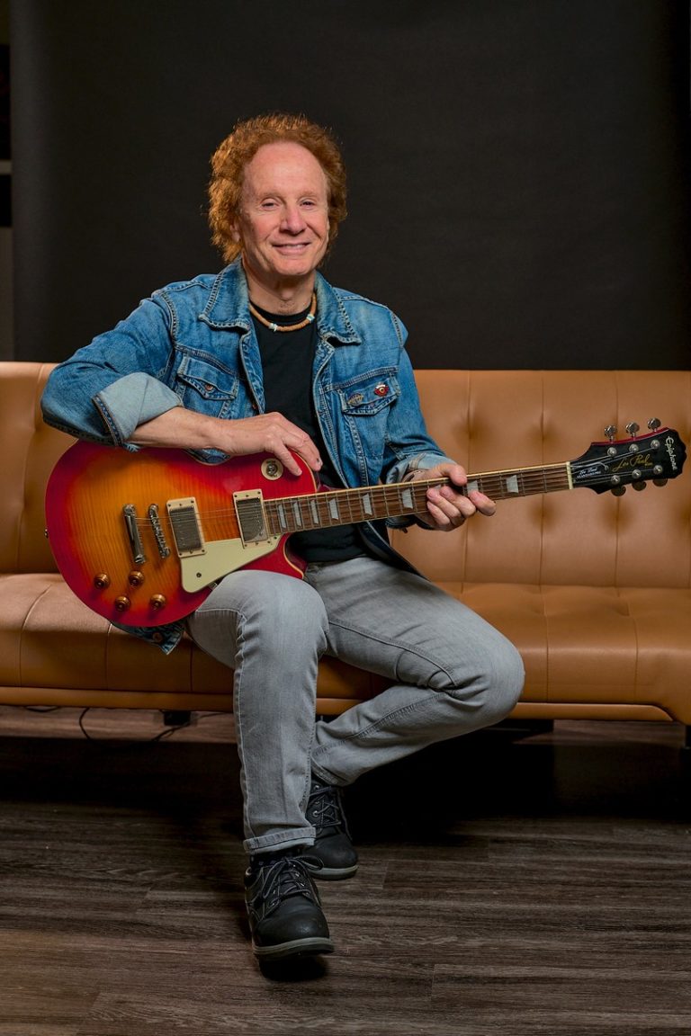 Pop Singer/Songwriter Peter Foldy Has a Remedy for the Alienation Blues in “Toxic World (Remastered)”