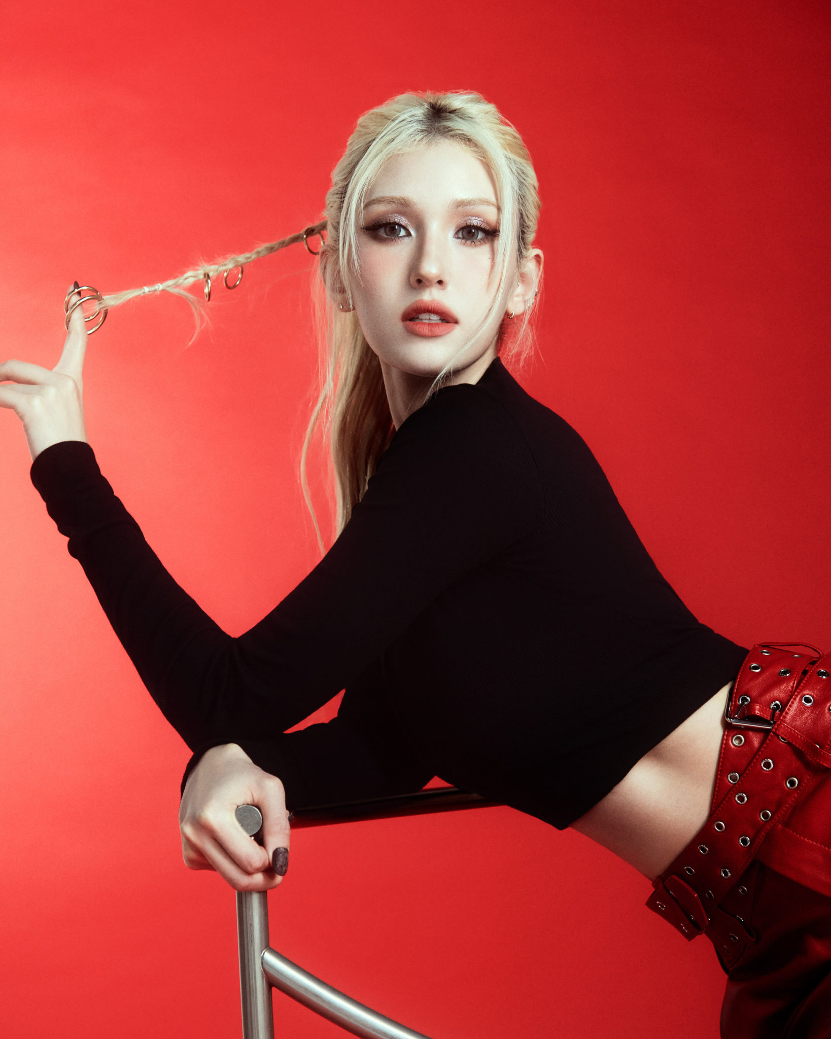 Revolve Announces Renowned KPop Artist Jeon Somi as Global Brand