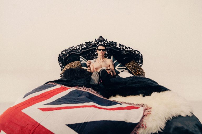 Yungblud Releases Brazen Brit-Pop Anthem ‘Lovesick Lullaby’ With Bold New Video