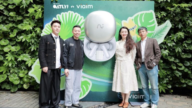 viaim Hosts World’s First Silent Party With AI RecDot Earbuds in Shanghai