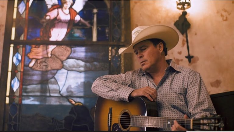 Clay Walker Releases “Cowboys In Heaven” Video From ‘Texas To Tennessee’