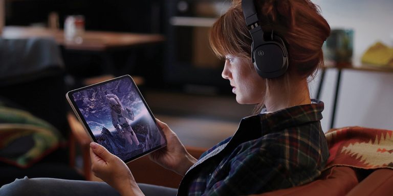 Yamaha Unveils YH-L500A Headphones, Bringing Personal Theater Sound to Bluetooth Devices